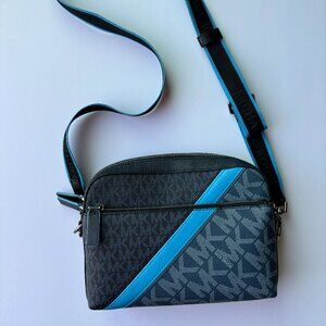 Michael Kors Cooper crossbody bag **LIKE NEW**